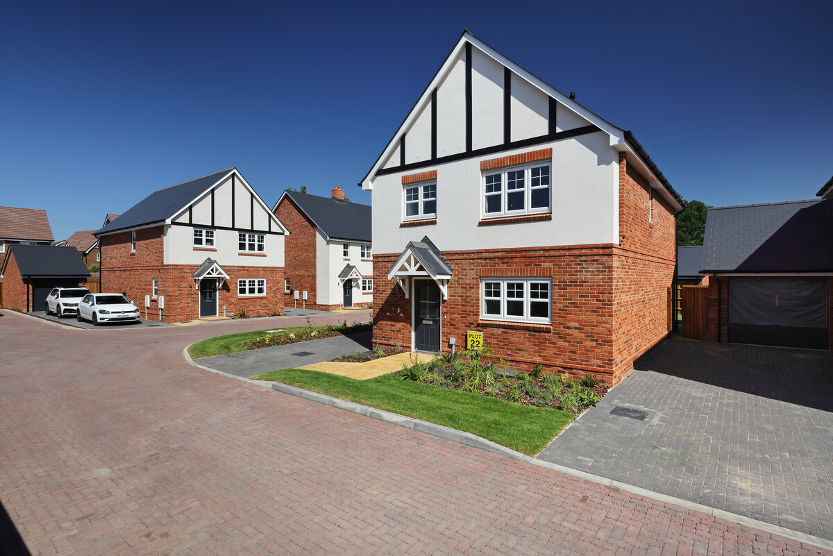New Build Houses for Sale in Badshot Lea, Surrey Elivia Homes