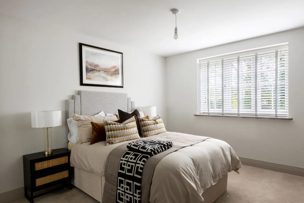 bedroom plot 7