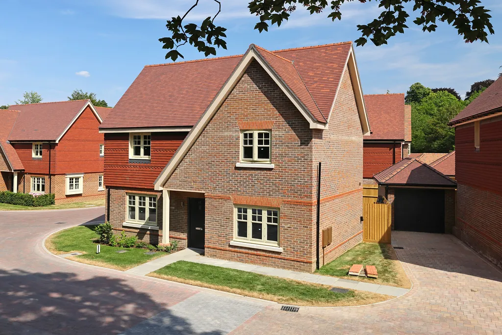 The Aspen, Plot 13
