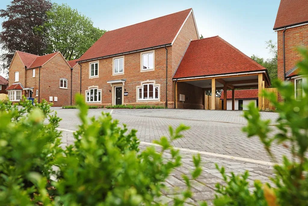 Plot 12