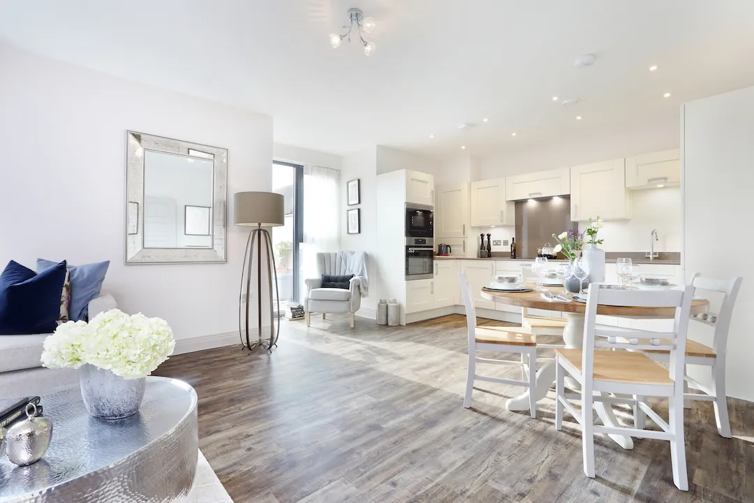 queens place open plan