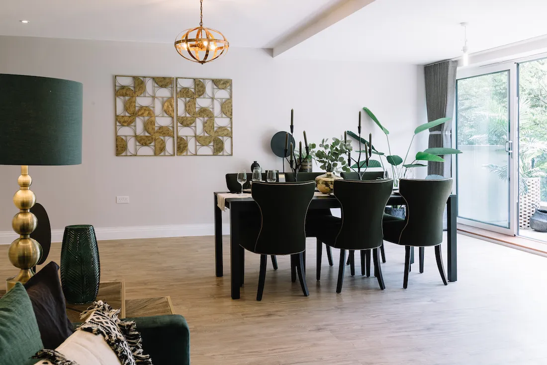 Lynbury dining