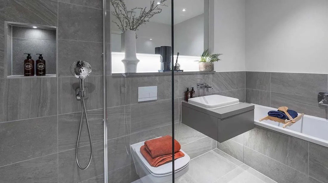 Lynbury bath