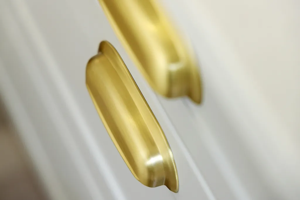 Handle