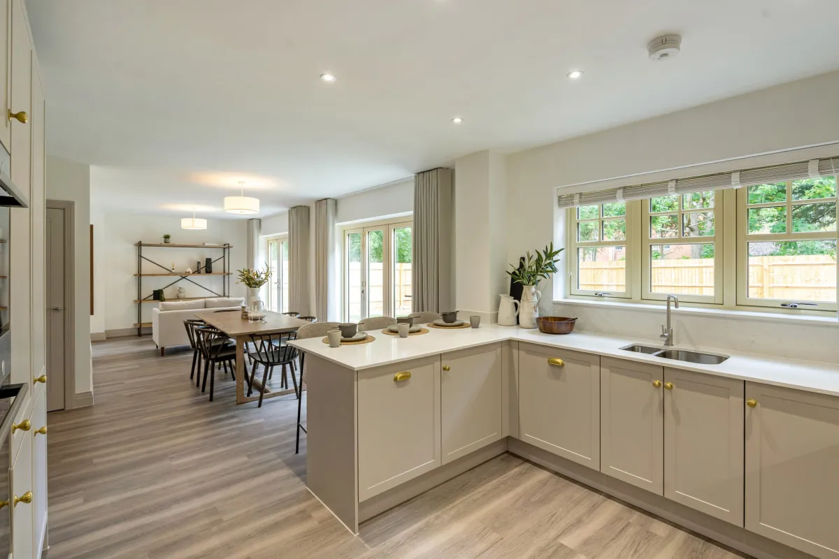 Kitchen / Dining room